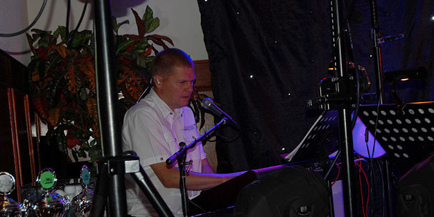 Coverband Paramounts