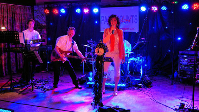 Coverband Paramounts